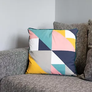 Book Now - Tv In Every Bedroom! Holiday home Swansea