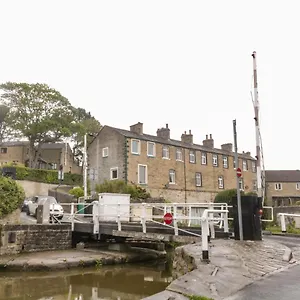 Canal View Holiday home Skipton